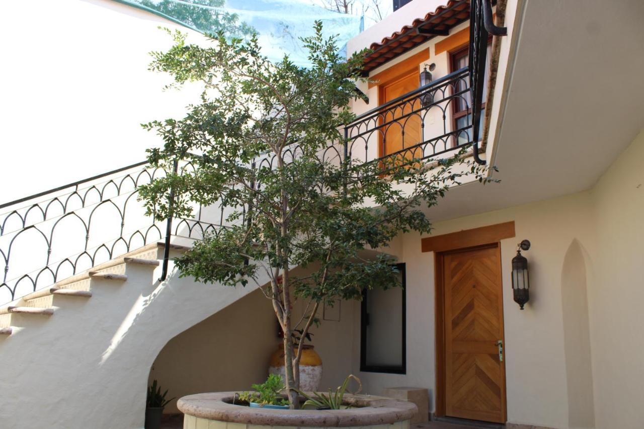 Hotel Lindo Ajijic Bed & Breakfast Εξωτερικό φωτογραφία